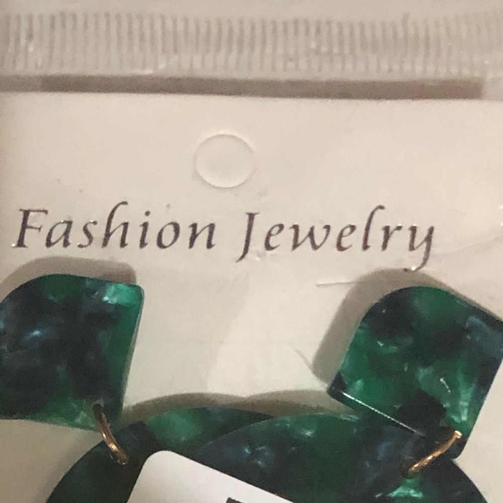 {🥳x3HP}•Blue|Green Vibrant Acrylic Drop Earrings• - Picture 5 of 6
